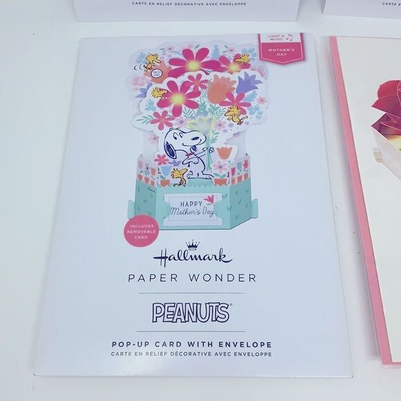 Bundle of 4 Hallmark Paper Wonder Pop-Up Happy Mothers Day Cards - Picture 6 of 7